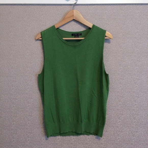 XL August Silk Sleeveless Sweater - Picture 3 of 8